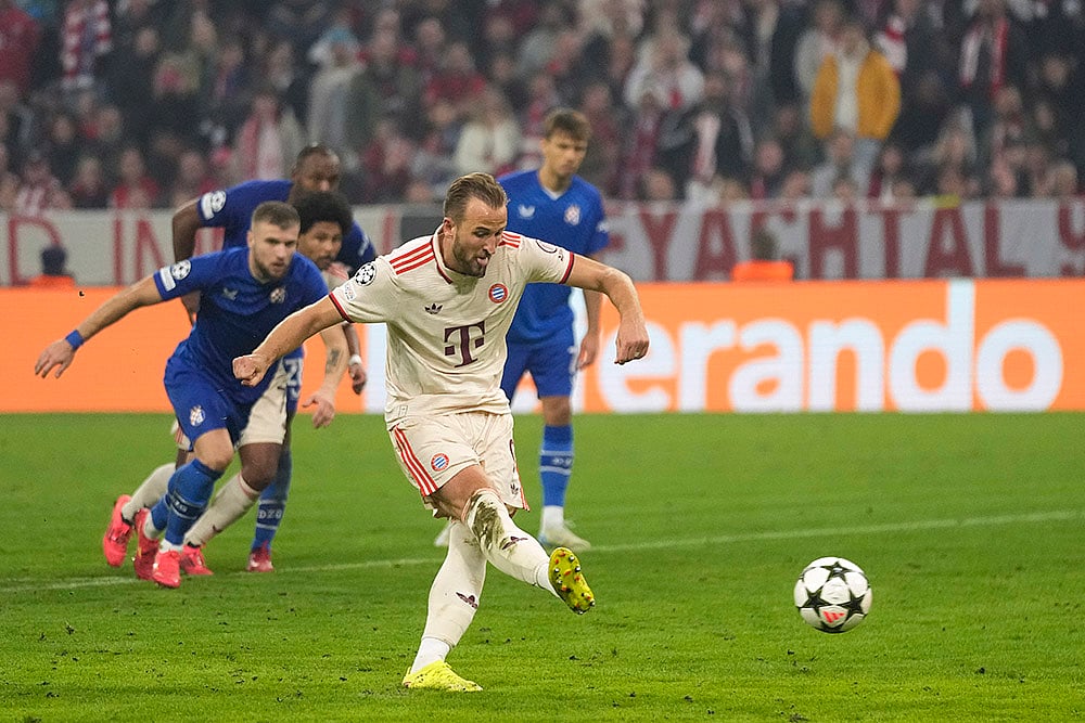 | Photo: AP/Matthias Schrader : Champions League 2024-25, Bayern Munich vs GNK Dinamo: Bayern's Harry Kane scores his sides 7th goal and his 4th of the game