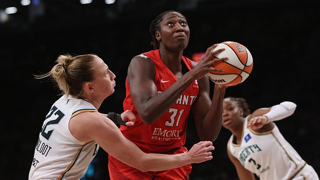 Tina Charles Sets All-time WNBA Rebounds Record