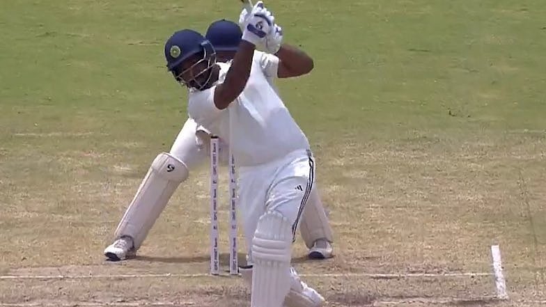 Sanju Samson batting in Duleep Trophy 2024. - Photo: X 