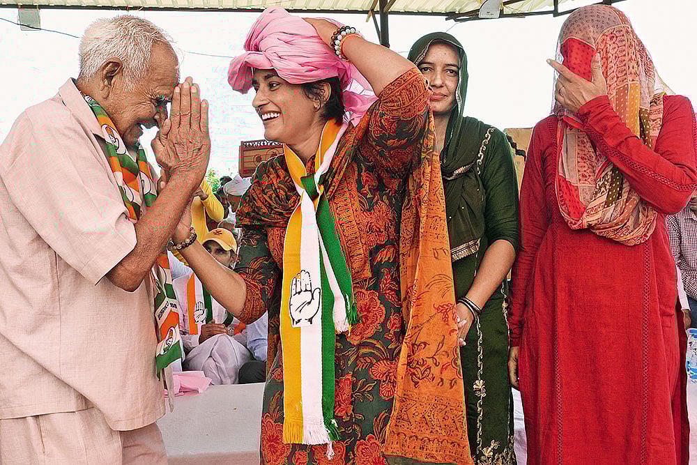 Photo: Tribhuvan Tiwari : Now, Fighting for Support: Congress Candidate Vinesh Phogat campaigning in Julana, Haryana