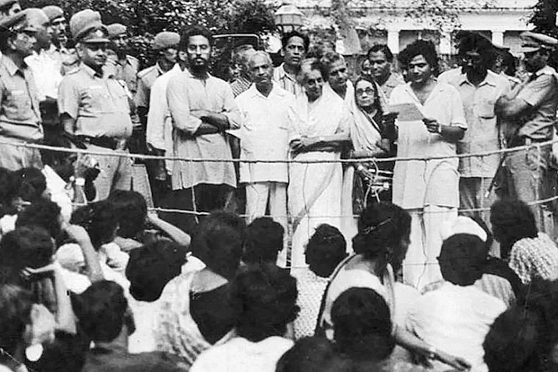 Straight Talk: Sitaram Yechury asking Indira Gandhi to resign as chancellor of the Jawaharlal Nehru University, New Delhi, in 1977 Sitaram Yechury