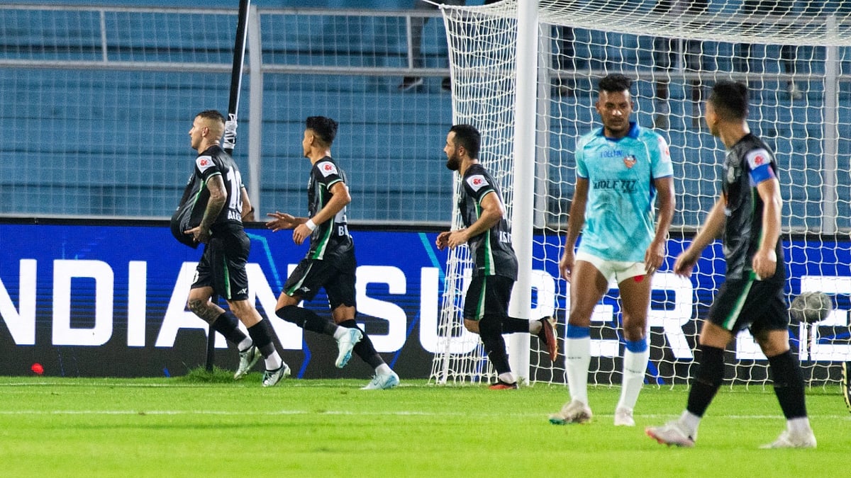 Mohammedan Sporting vs FC Goa during an ISL 2024-25 match. - Photo: ISL