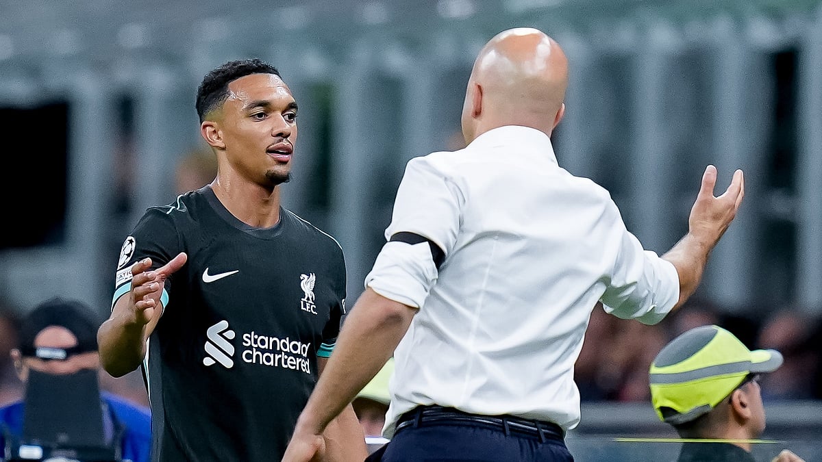 Liverpool's Trent Alexander-Arnold and Arne Slot - null