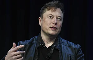 AP : Elon Musk