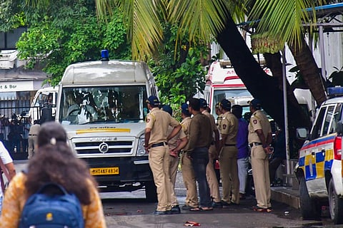 Akshay Shinde's body at JJ Hospital