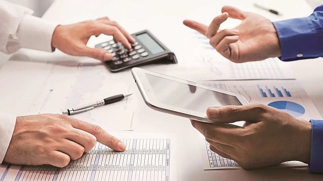 SWP Calculator: What It Is And How To Use It For Investment Planning