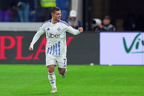 Serie A 2024-25, Atalanta vs Como: Como's Gabriel Strefezza celebrates after scoring a goal