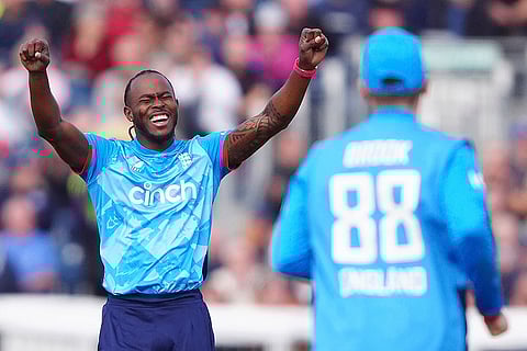 England vs Australia 3rd ODI: England's Jofra Archer, left, celebrates taking the wicket of Australia's Steven Smith
