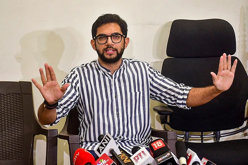 Shivsena (UBT) leader Aditya Thackeray addresses media