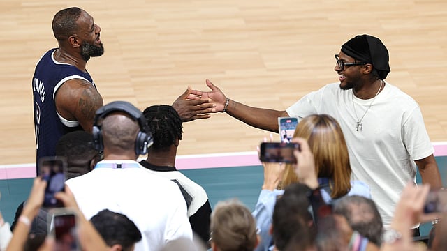Los Angeles Lakers Considering Plans To Commemorate Lebron And Bronny James' First Game