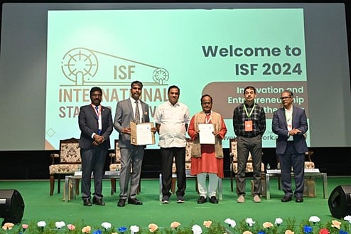 MoU signing at the International Startup Festival