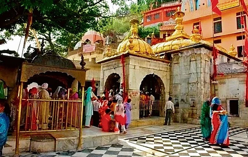 Mata Shri Chintpurni Temple