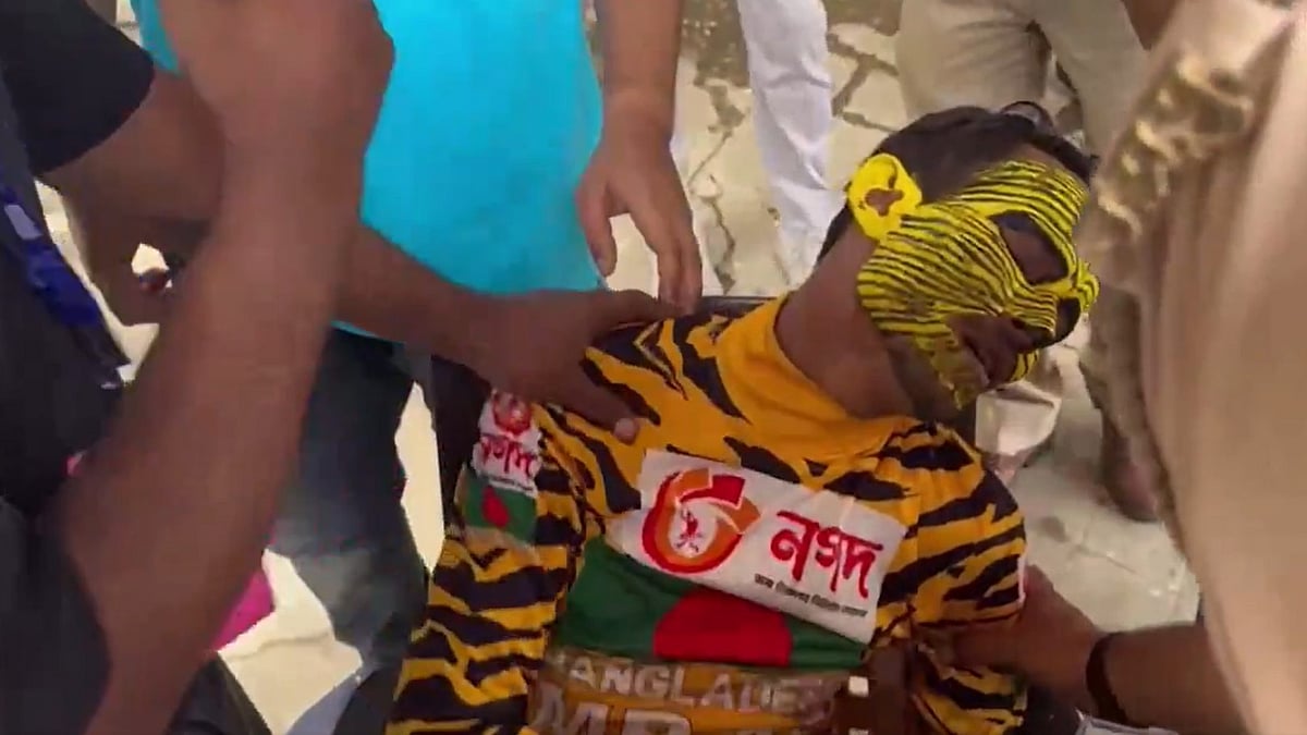 Injured Bangladesh cricket superfan 'Tiger Roby'.  - X/Press Trust of India 