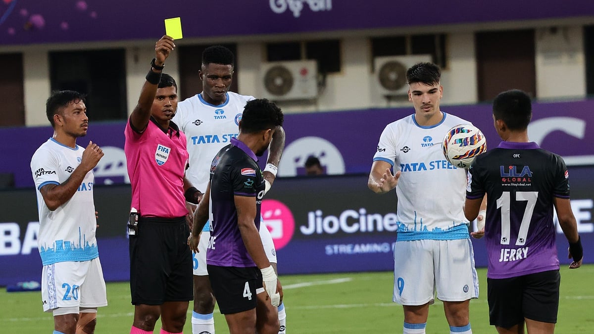PC:ISL/FSDL : Jamshedpur FC and Odisha FC battle it out at Kalinga Stadium