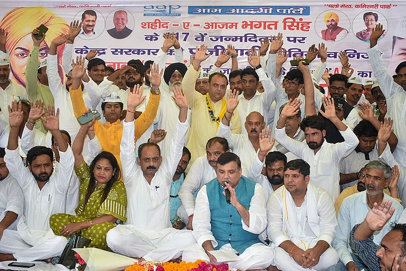 AAP protest against the BJP government, in Meerut