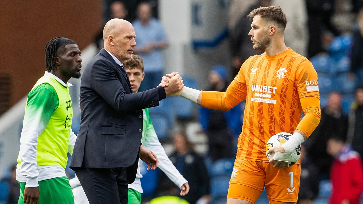 Rangers manager Philippe Clement with goalkeeper Jack Butland.