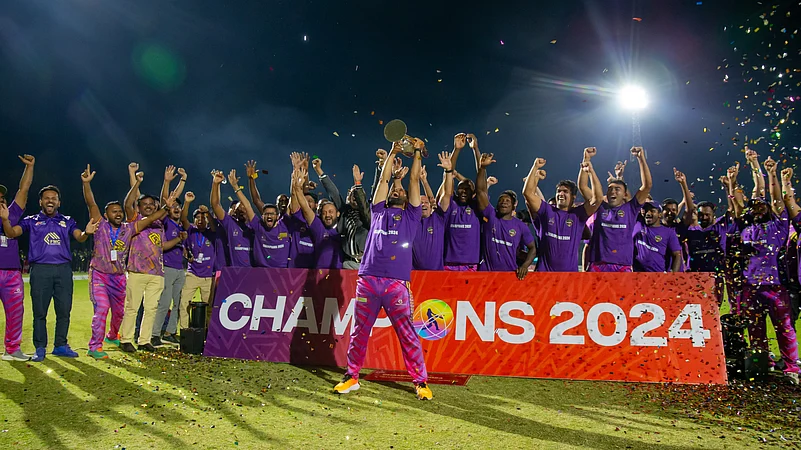 Sikandar-Raza-Led JoBurg-Bangla-Tigers-Win-Zim-Afro-T10-Season-2-Final