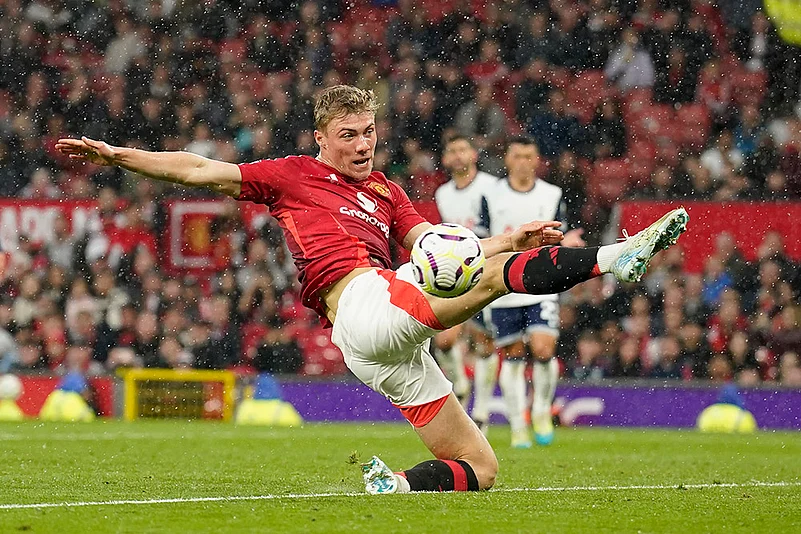 2024-25 English Premier League soccer Manchester United and Tottenham Hotspur_3