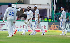 PTI/Vijay Verma : India's Ravindra Jadeja with teammates celebrates the wicket of Bangladeshi batter Khaled Ahmed during the fourth day of the 2nd Test cricket match between India and Bangladesh, at the Green Park stadium, Kanpur, Monday, Sept. 30, 2024