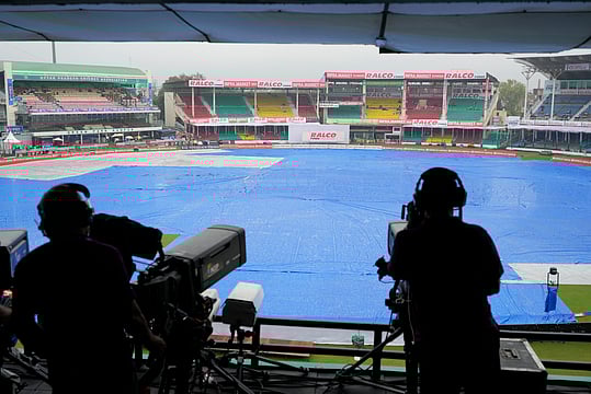 IND Vs BAN, 2nd Test Day 4 Live Streaming: When Does Action Begin? Check Today's Kanpur Weather Forecast