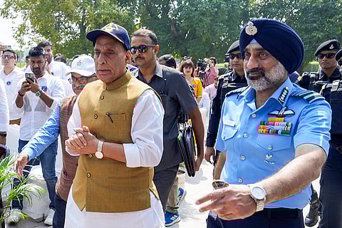 Send-off ceremony of Vayu Veer Vijeta car rally