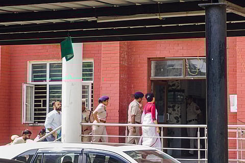 Atishi at Bawana police station