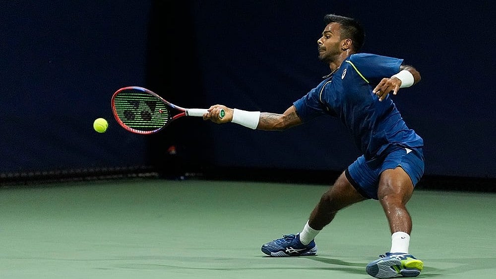 2024 US Open: Sumit Nagal, of India, returns to Tallon Griekspoor - | Photo: AP/Matt Rourke