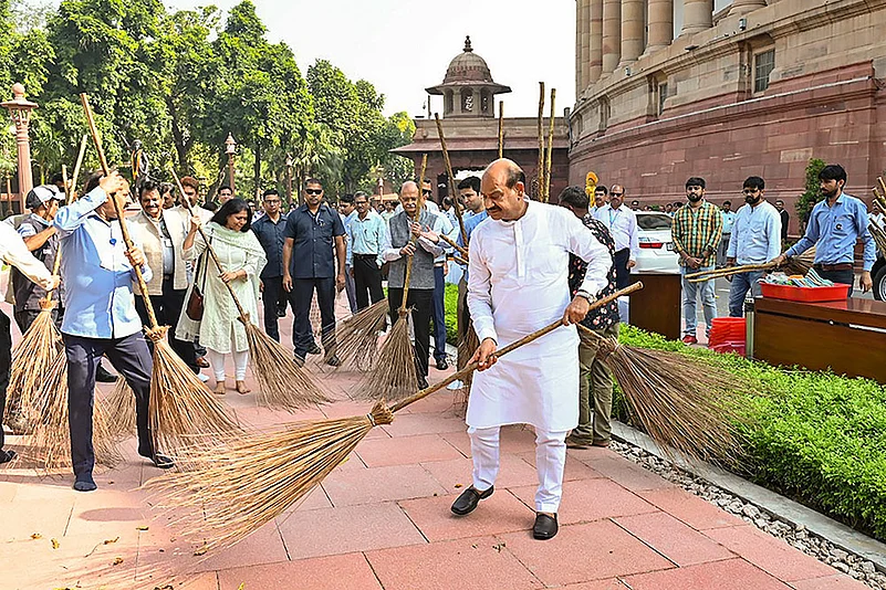 Om Birla