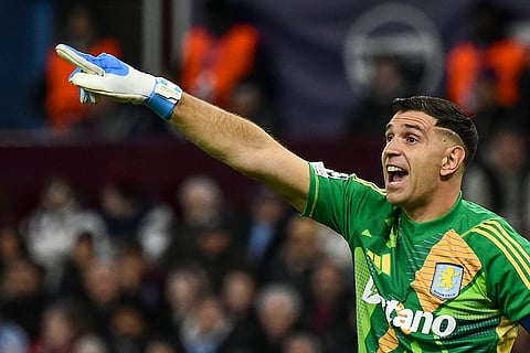 UCL 2024-25, Aston Villa vs Bayern Munich: Aston Villa's goalkeeper Emiliano Martinez gives instructions to his players