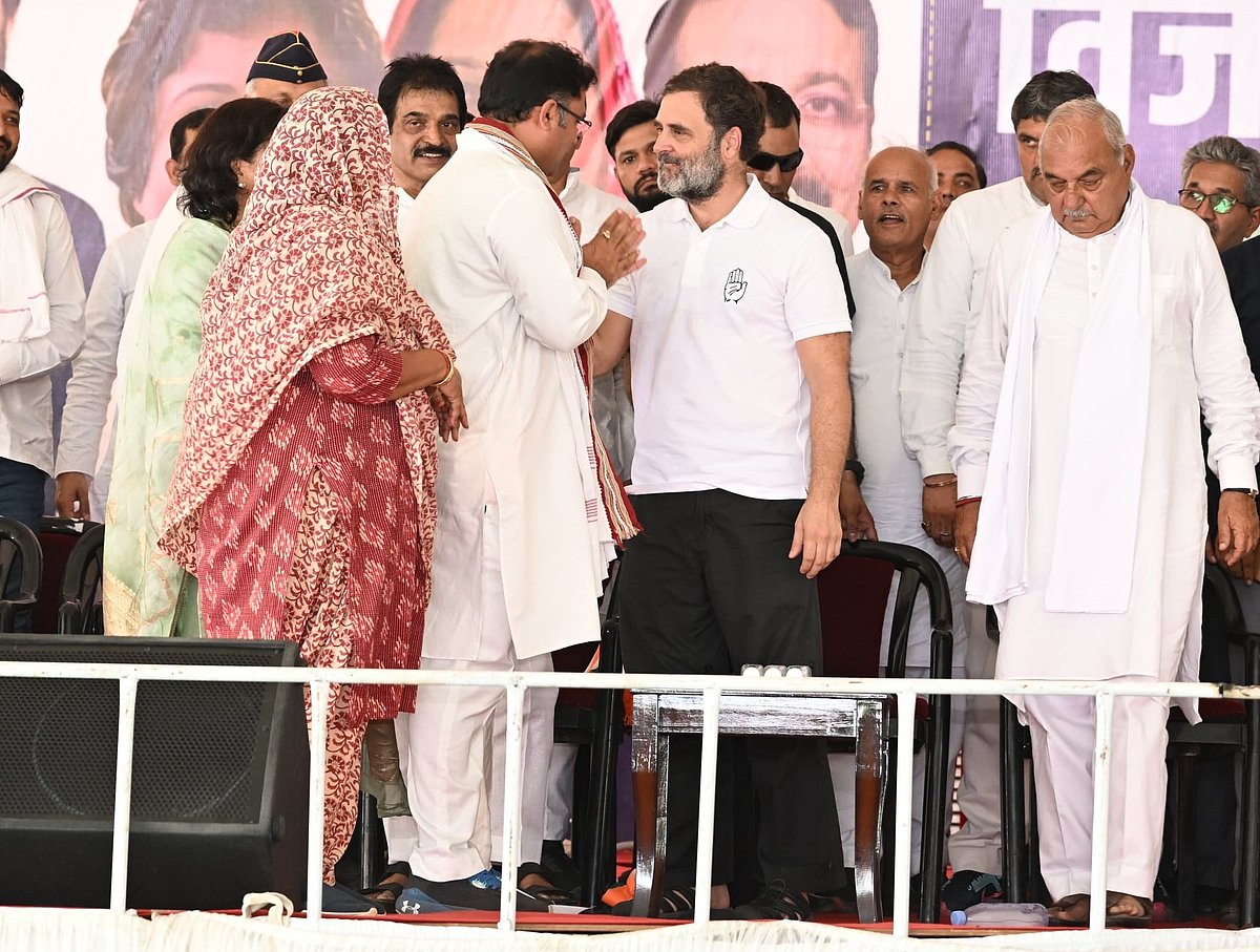 Elections 2025 Ashok Tanwar Joins Congress Again; Sehwag Endorses