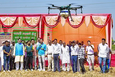 Bio-decomposer spraying in Delhi