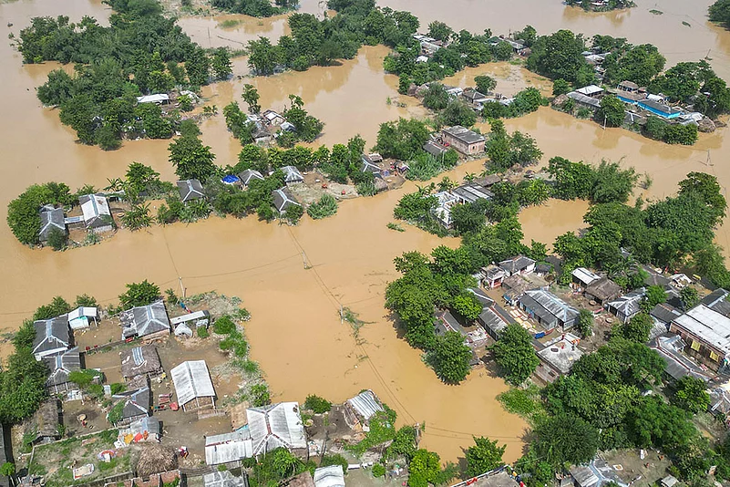 flood-affected area, in Darbhanga district