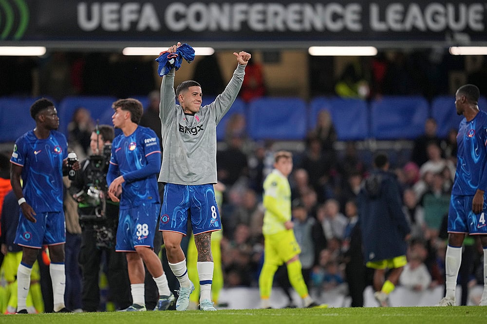 | Photo: AP/Kin Cheung : UEFA Europa Conference League 2024-25, Chelsea vs Gent: Chelsea's Enzo Fernandez celebrates after the match