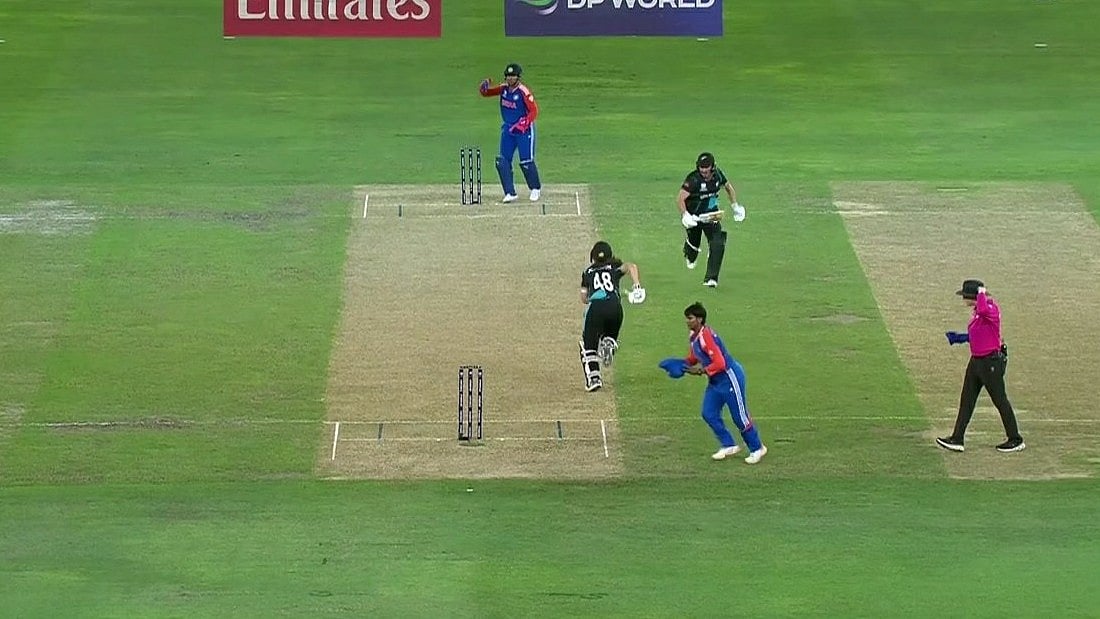 New Zealand batter Amelia Kerr trying to take a second run against India in the ICC Women's T20 World Cup 2024. - Photo: X | Vashu Sain