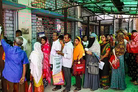Junior doctors continue 'cease work' in Kolkata