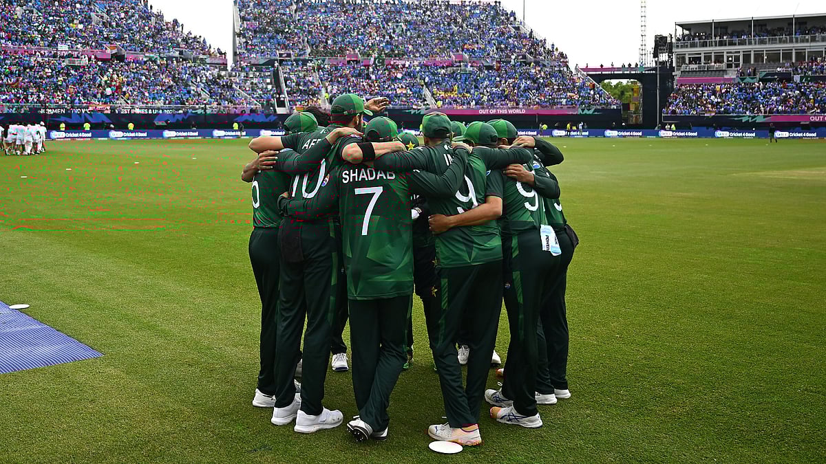 X/TheRealPCB : A file image of Pakistan cricket team.