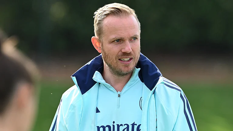 Eidevall is unimpressed by the WSL. - null