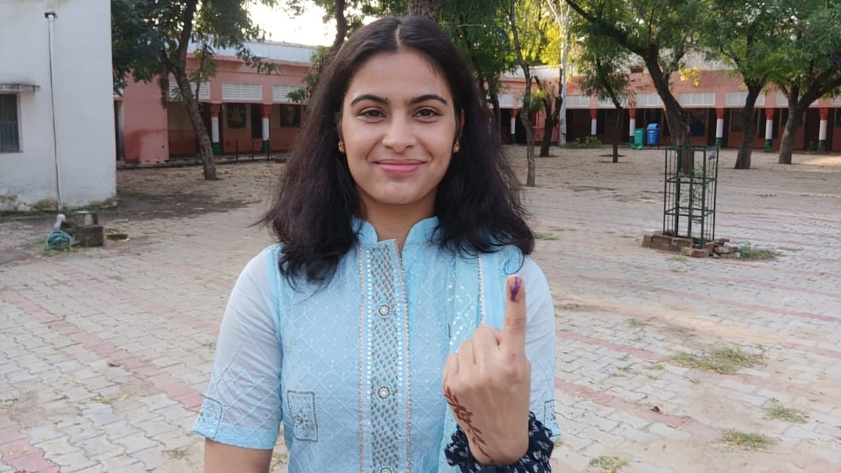 X/@realmanubhaker : Manu Bhaker cast her vote in  2024 Haryana assembly elections.