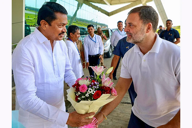 Rahul Gandhi and Maharashtra Congress President Nana Patole in Kolhapur