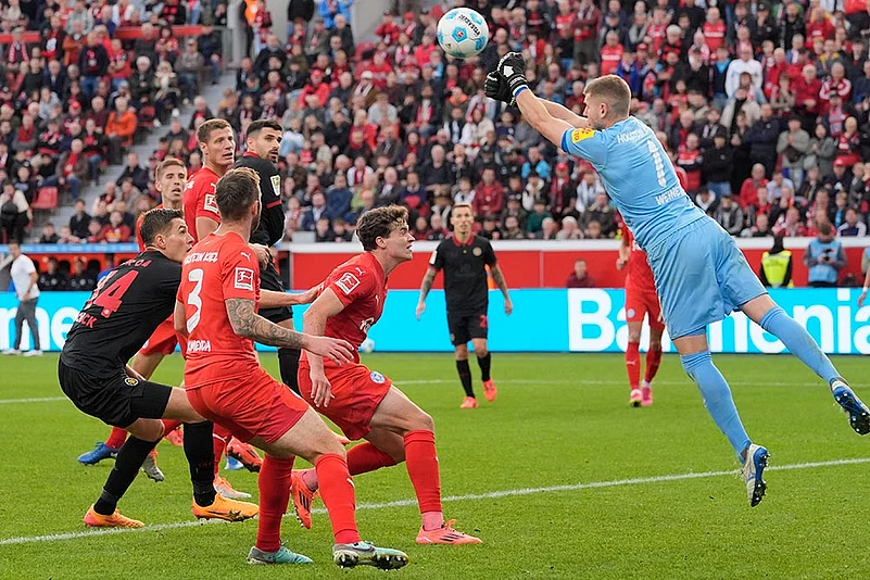 Bundesliga: Holstein Kiel vs Bayer Leverkusen