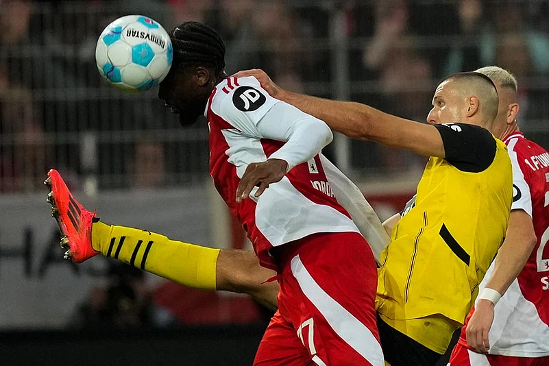 Bundesliga Soccer Match: Union Berlin vs Borussia Dortmund