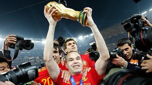 Andres Iniesta: Former Barcelona, Spain Midfielder Announces Retirement