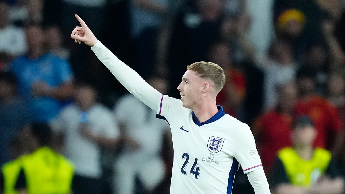 Cole Palmer celebrates his goal against Spain.