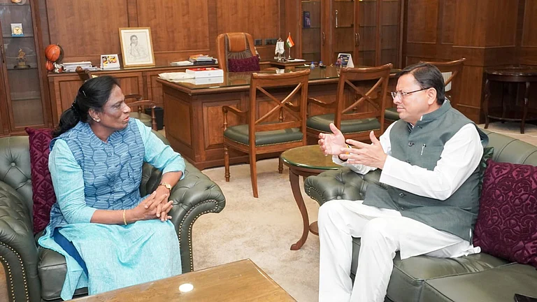 IOA President PT Usha with Uttarakhand CM Pushkar Singh Dhami. - Photo: X | Pushkar Singh Dhami