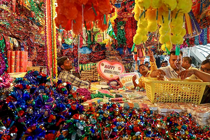 Preps for Ayudha Pooja in Bengaluru