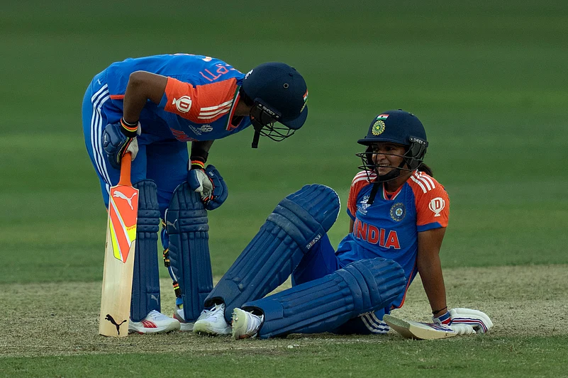 harmanpreet-kaur-injury-womens-t20-world-cup-2024-ap-photo