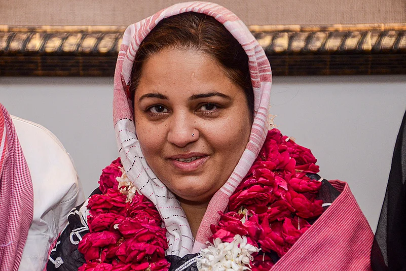 Naseem Solanki gets SP ticket