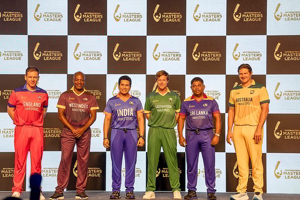 | Photo: PTI/Kunal Patil : Masters League: Eoin Morgan, Brian Lara, Sachin Tendulkar, Jonty Rhodes, Romesh Kaluwitharana and Shane Watson during the launch