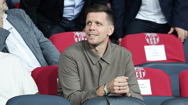 Polish GK Wojciech Szczesny Refuses To Quit Smoking After Joining Barcelona