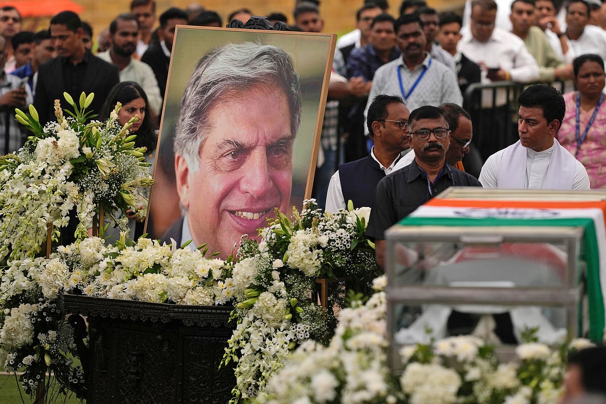 Photo: AP/Rafiq Maqbool : Homage to Ratan Tata